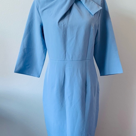 Dress - Picture 1 of 10